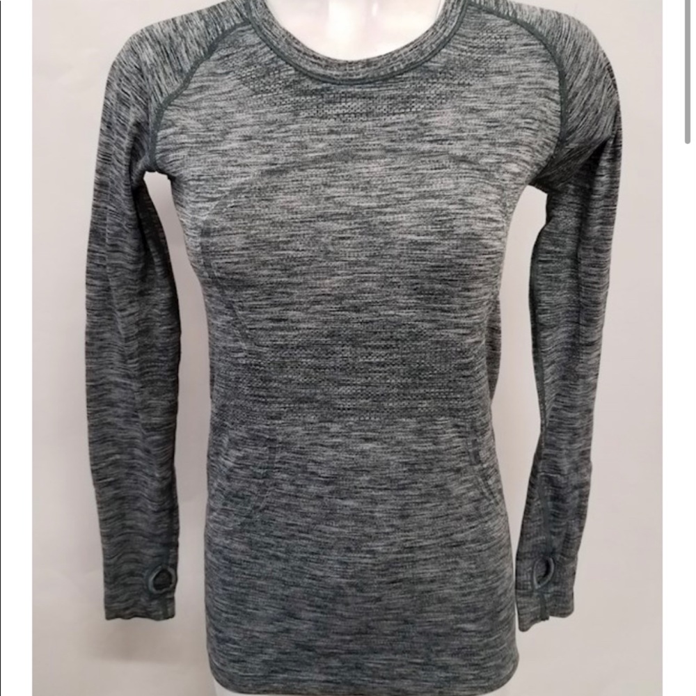 Women’s LuLu Lemon Long Sleeve Athletic Top